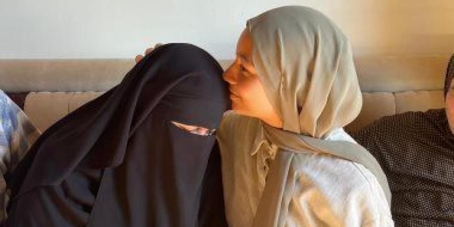 سارة ابنة البحيرة تكشف سر تفوقها بعد حصد المركز الأول فى الإعدادية.. صور