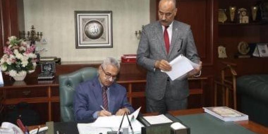 محافظ بنى سويف يعتمد نتيجة الشهادة الإعدادية بنسبة نجاح 70.3%