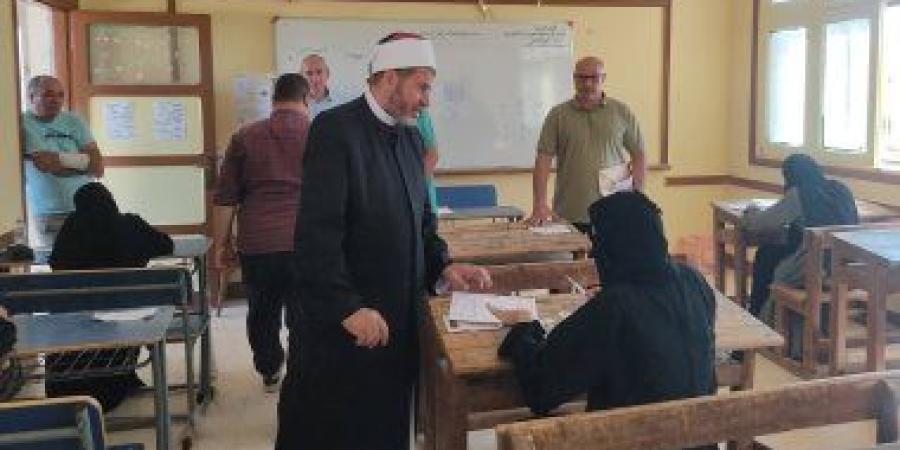 رئيس منطقة جنوب سيناء الأزهرية يتابع انتظام امتحانات الثانوية