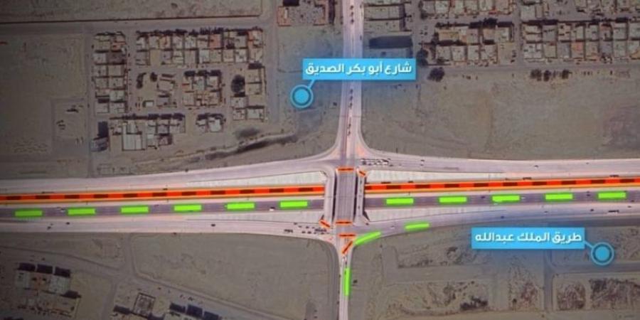 أمانة الشرقية تبدأ أعمال صيانة العناصر الإنشائية لجسر شارع أبو بكر الصديق