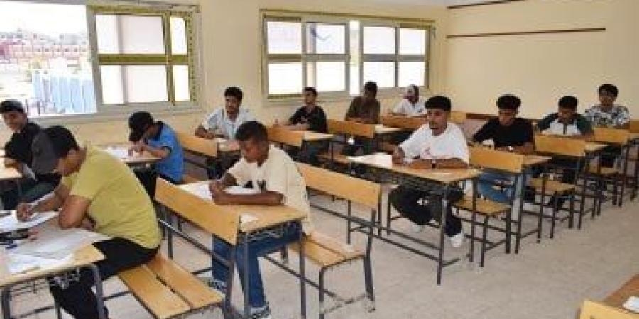 تعرف على أسماء الـ10 الأوائل بالشهادة الإعدادية بالفيوم