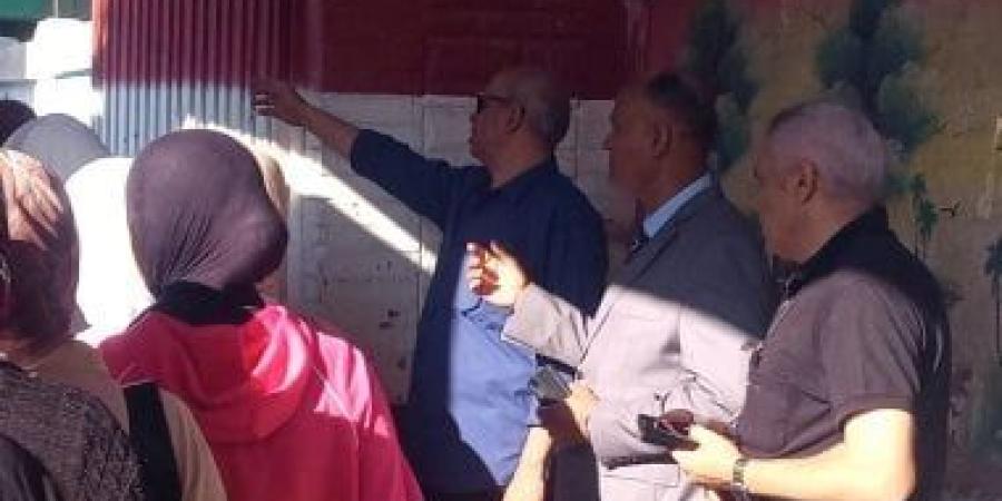 مدير تعليم الدقهلية يتابع انتظام امتحانات الثانوية العامة بميت غمر