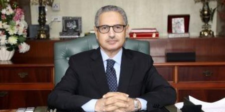 محافظ بني سويف يعتمد تنسيق القبول بالثانوي العام ومدارس الخدمات